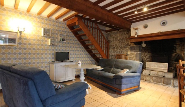 Charming house in Lingreville near beach, for 5 pers, with Wi-Fi and pets allowed