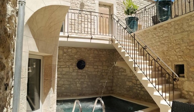Charming house with swimming pool