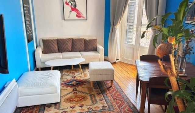 Charming T3 60 m² | Bright duplex with high ceilings | Centre Bordeaux