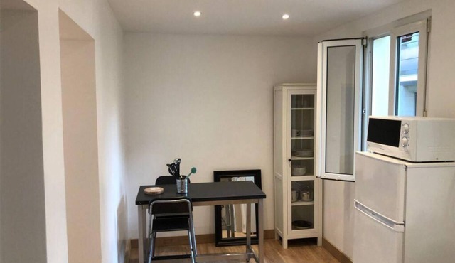 Charming two-room apartment 2 minutes from La Défense