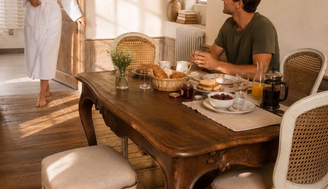Charming villa for 12 people, just a stone's throw from the center of Excideuil.