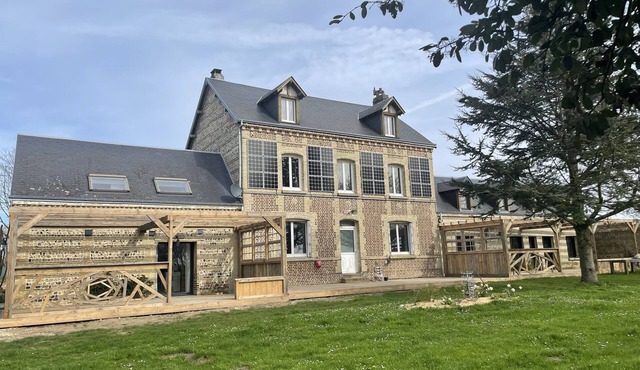 Chic et Durable Entre Honfleur et Etretat, Maison de Charme Écoresponsable