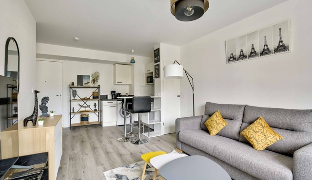 Chic studio near Paris - La Defense