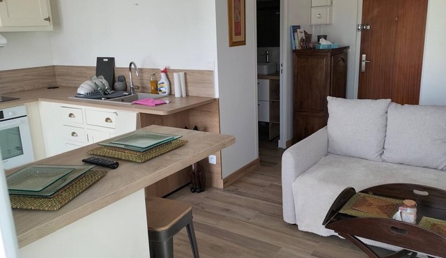 Colocation Appartement Refais à Neuf. Idéal Pour Travailleurs ou Étudiants