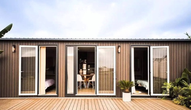 Comfort+ Hotel-Style Mobile Home: 3 Rooms, Sleeps 4, TV, 2 Bathrooms