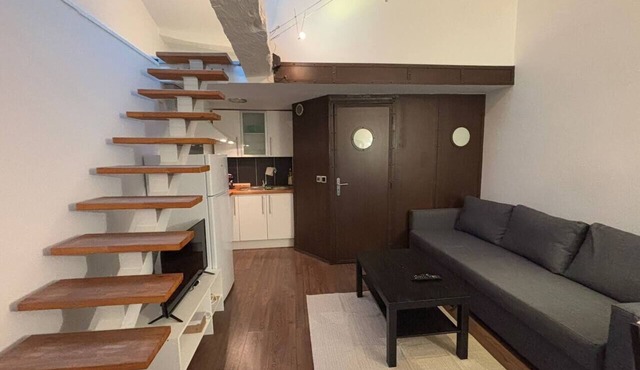 Comfortable duplex - Ideal location