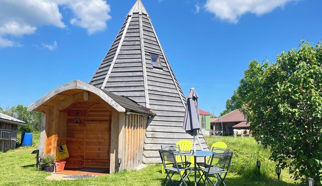 Comfortable wooden tepee in a small Jura village near our horses.