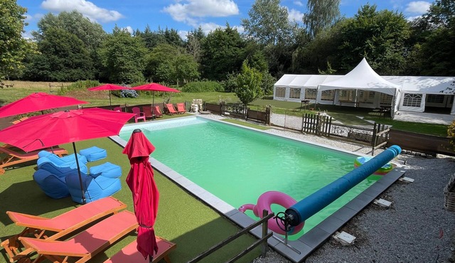 Complete Domaine Les Hiboux with Heated Pool and Reception Hall