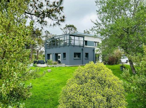 Contemporary Haven On The Breton Coast