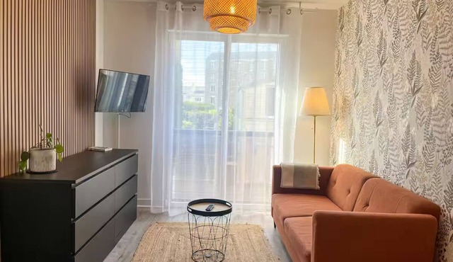 Cosy 2-room apartment with free parking & public transport nearby