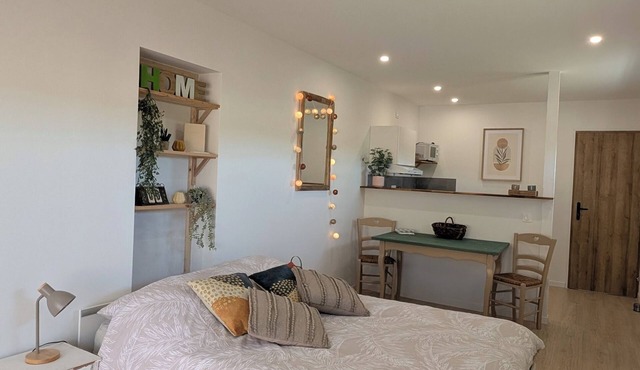 Cosy, quiet studio in the countryside