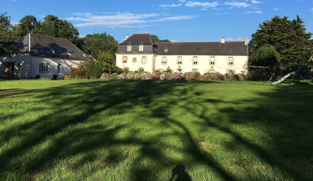 Cottage in the property of a mansion near the sea