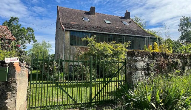 Country house with a garden – near Cluny/Cormatin/Paray-le-Monial