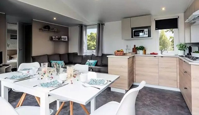 COUNTRY PARK TOUQUIN *** - Castel Palace**** with air conditioning 3ch 2sdb 6pers 6 persons