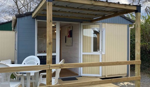 Cozy Chalet with Terrace - 2 Bedrooms