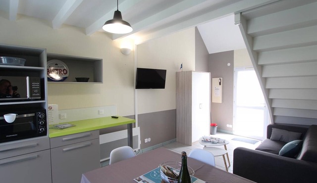 Cozy cottage 600m from beach, WiFi, pets allowed