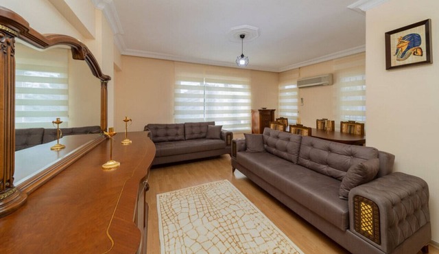 Cozy Flat 5 min to Konyaalti Beach Near Seashore in Antalya