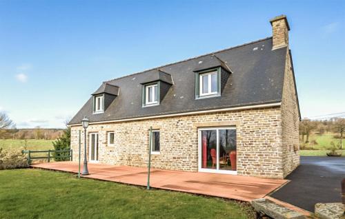 Cozy Home In Montchamp Valdalliere With Wifi