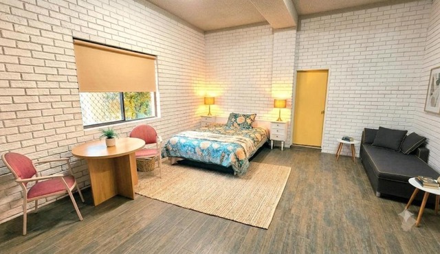 Cozy South Perth Private Rooms Close to CBD and river in Perth