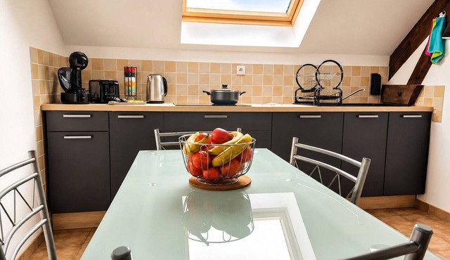 Cozy & Spacious "Le Saint-Cyr" Apartment – Right in Downtown