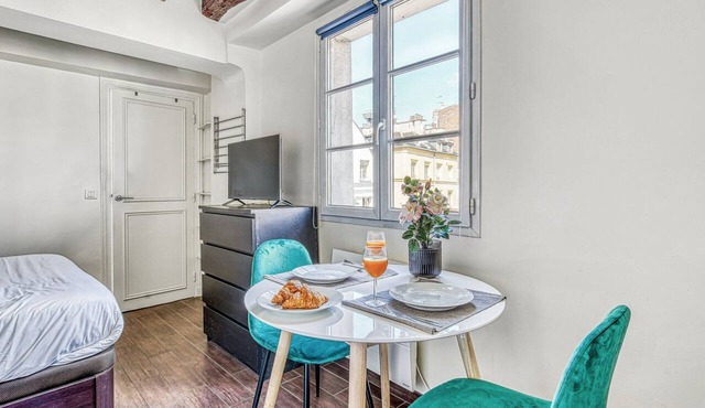 Cozy Studio in The Heart of Latin Quarter