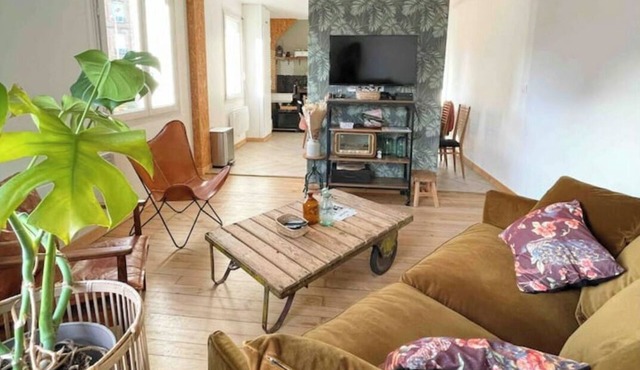 Designer apartment LeHavre| The docks, near the station