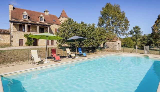 Dieudelotte is a beautiful authentic Quercy holiday house