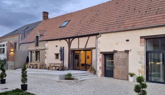 Domaine Renovated farm with SPA, 15 sleeps, private parking, near Paris