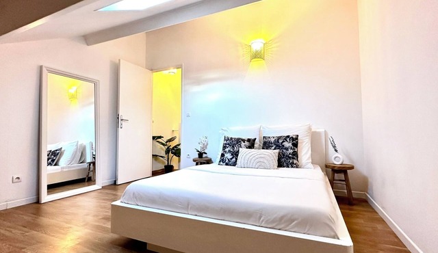 Duplex Avec Jacuzzi Proche Paris et Aéroport Roissy CDG Charles-de-gaulle