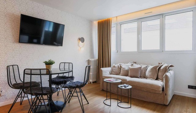 Elegant apartment - 2BR/6P - Canal St Martin