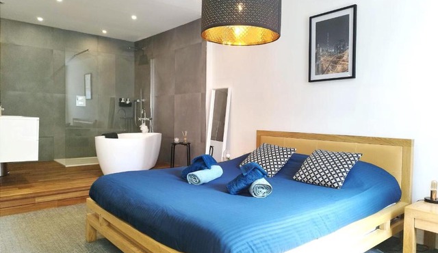 Elegant Apartment in the Heart of Chantilly Just Steps from the Château
