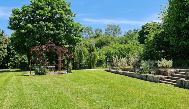 Elegant Manor with in Normandy by the sea - 8 rooms for 22 persons. Pool and spa
