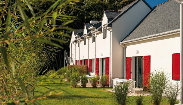 Family Cottage for 8 in Morbihan