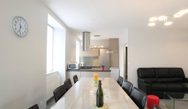 Family Cottage in Scenic Cotentin: Beach Nearby, Wi-Fi, Pets Welcome