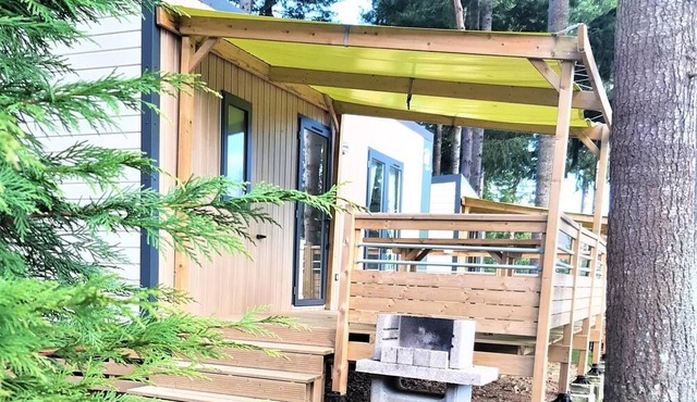 Flower Camping Le Belvédère * - Mobil-home Premium EPIE - 2 bedrooms 4 people