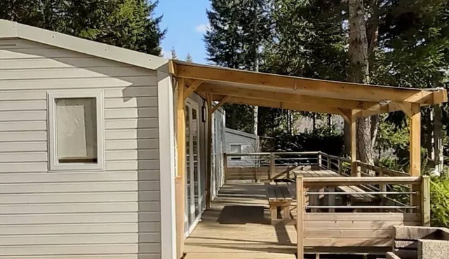 Flower Camping Le Belvédère * - Mobil-home Premium CERE - 2 bedrooms 4 people