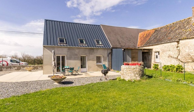 Cozy House near Utah Beach, Pets Allowed