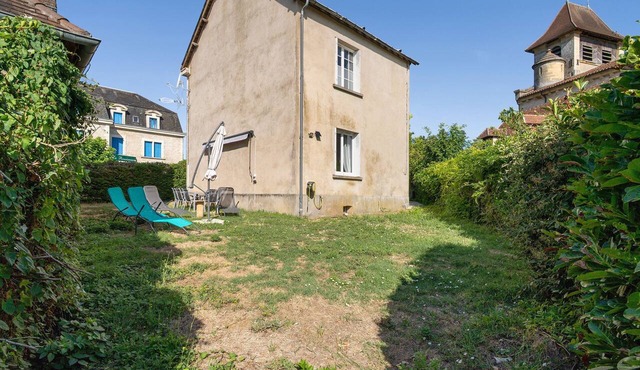 Holiday Home “Les Glycines” with Private Terrace and Garden