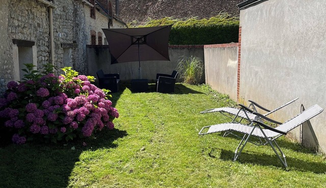 Fully renovated country house, possibility to bring your horses