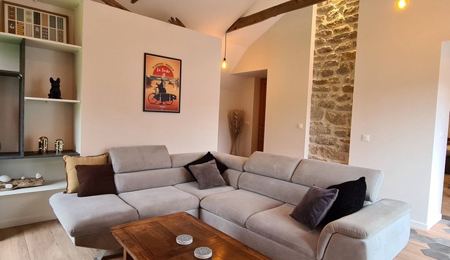 Fully renovated house, garden & terrace 5mn from the beach, underfloor heating