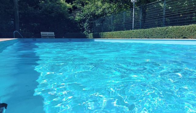 Furnished apartment+ swimming pool+ garage