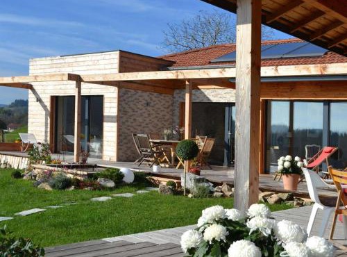 Gîte éco-responsable avec bassin naturel et vue panoramique - FR-1-496-258