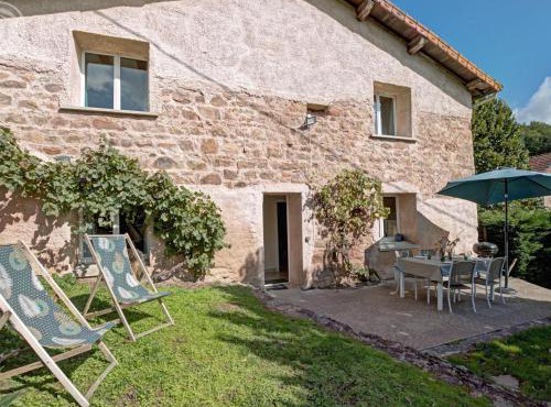 Gîte confortable au cœur de la Loire avec jardin clos - FR-1-496-250
