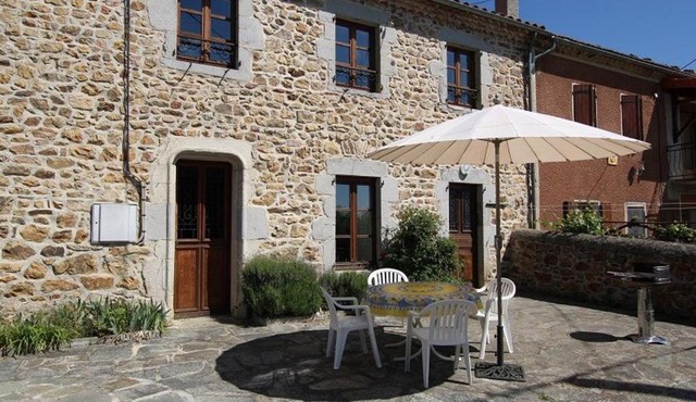 Gîte indépendant avec cour privative près de Lavoute-Chilhac et Langeac - FR-1-582-224