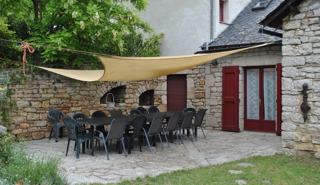 Gîte “La Bélugue” in Ste-Enimie: Mountain View, Wi-Fi, Air Conditioning