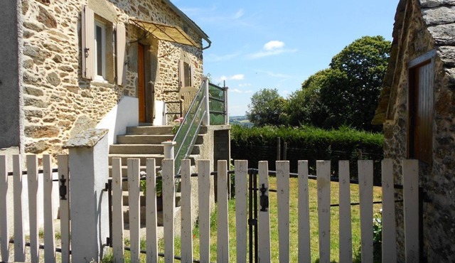 Gîte les Cayroux