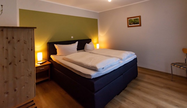 Gemütliche Ferienwohnung Direkt am Rennsteig. Fewo mit Kamin und Terrasse in Friedrichroda
