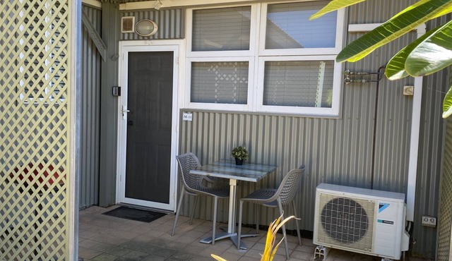 Getaway Villas Unit 38-11 - comfort on a budget in EXMOUTH