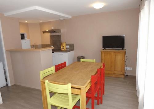 Gite 11 Escapade Nature au Puy Mary Gîte Chaleureux avec Vue Apaisante