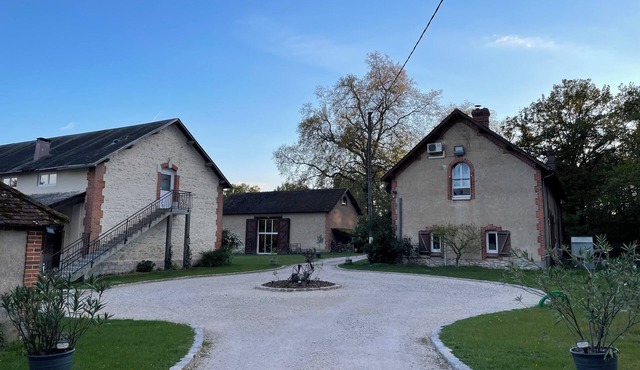 Gîte 2 to 4 pers. Heart of Orleans forest & SPA HAMMAM wellness area
